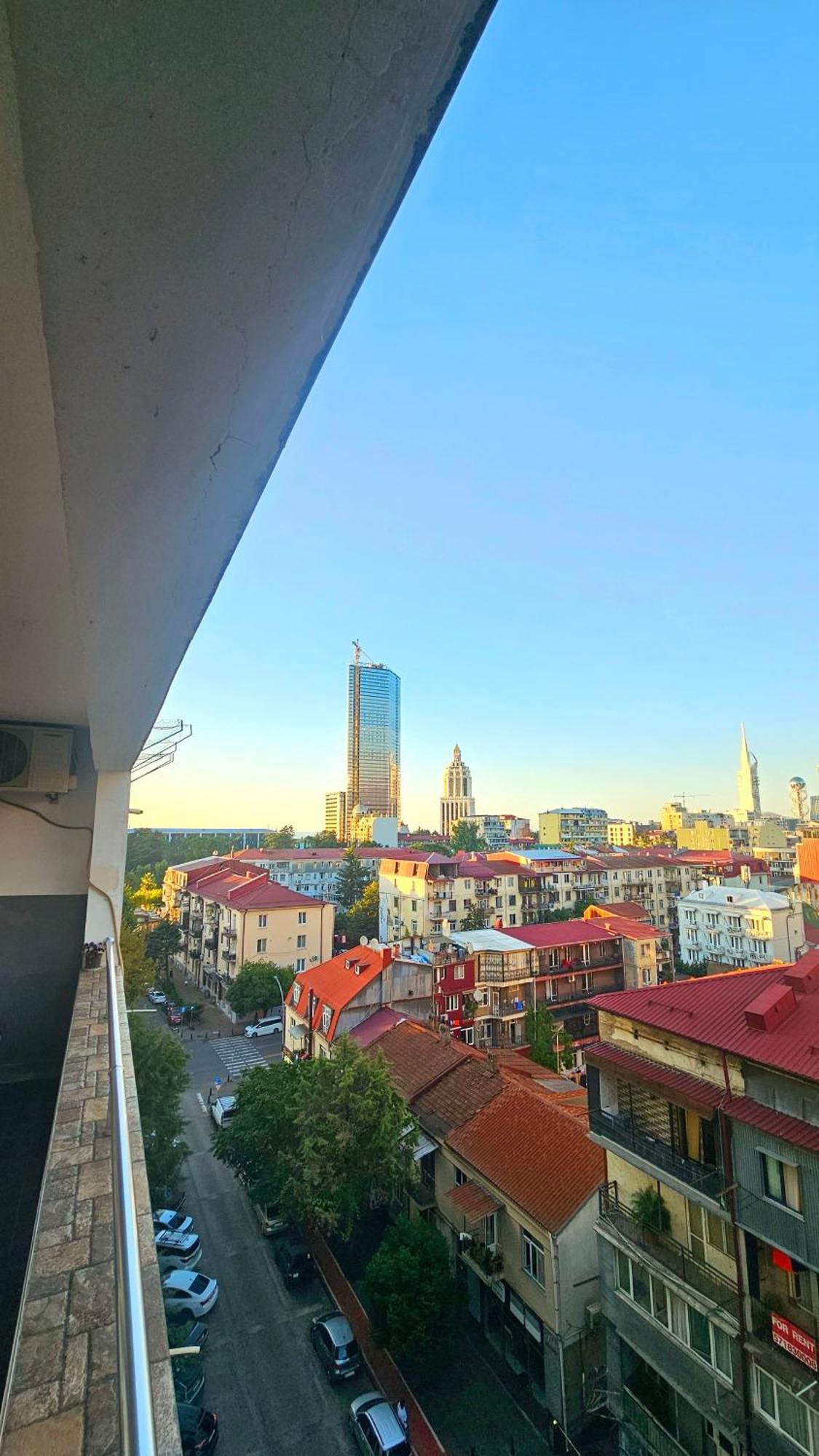 Nukri-2017 Appartement Batoemi Buitenkant foto
